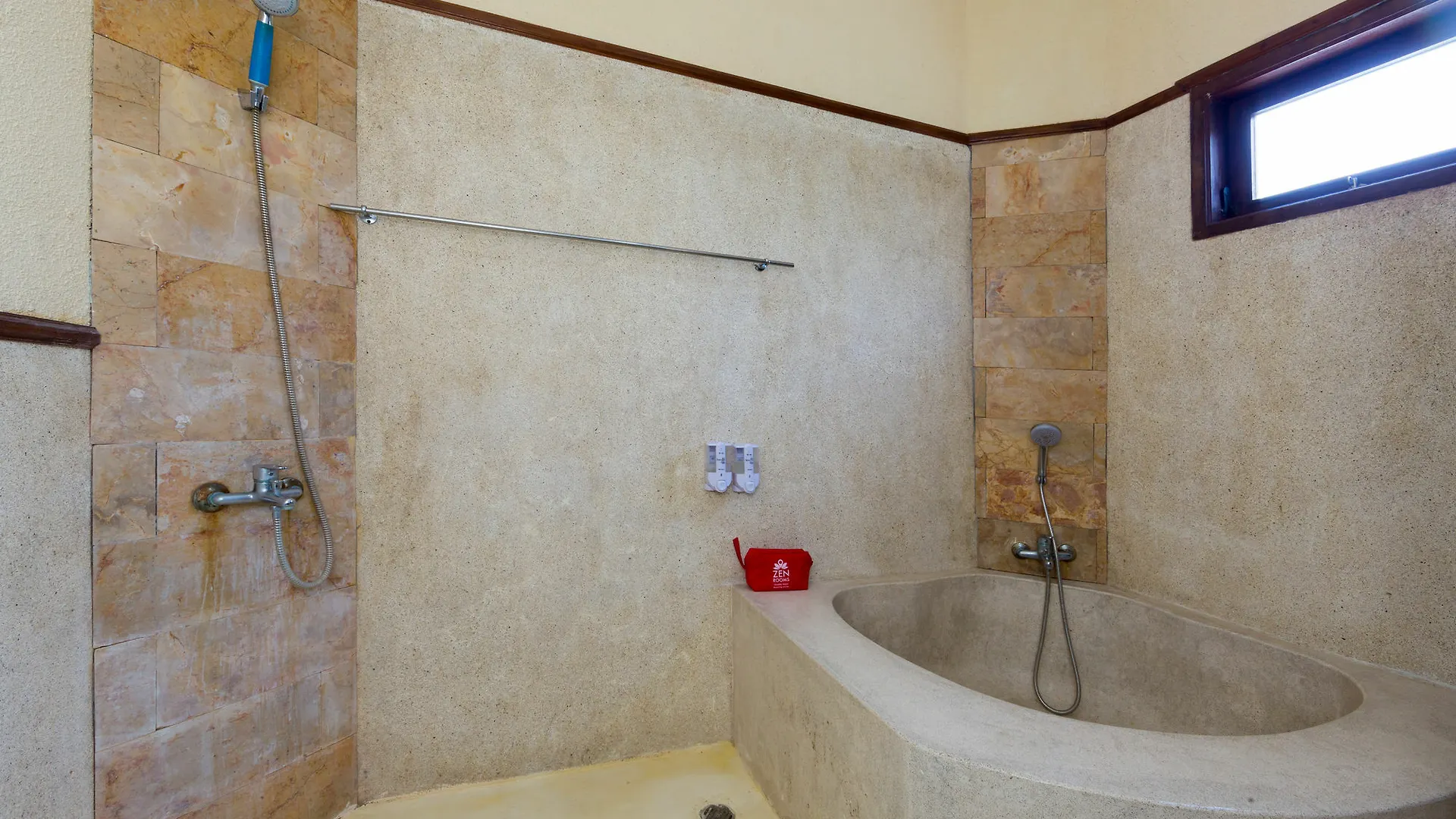*** Hotel Zen Premium Ubud Sanggingan 2 Indonésie